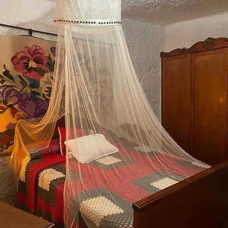 La Cuevita De Hilario Artenara
